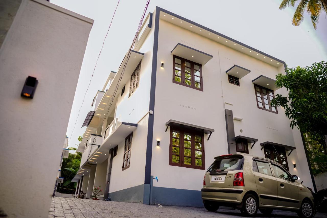 Pensjonat Shimano Square Varkala Zewnętrze zdjęcie